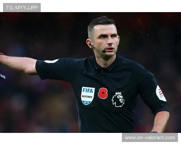 裁判奥利弗执法曼联vs热刺，VAR蒂尔尼引关注