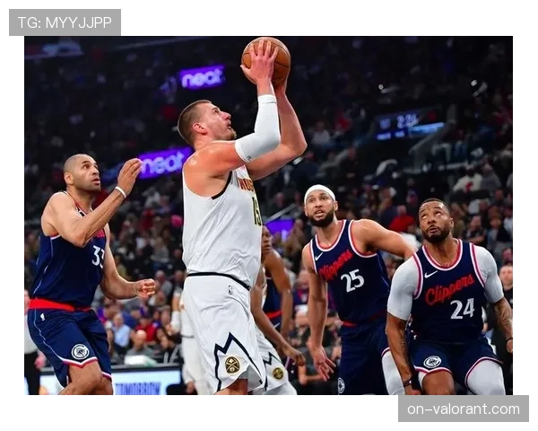 战术复盘：掘金队“五外”阵容在本赛季的运用与演化